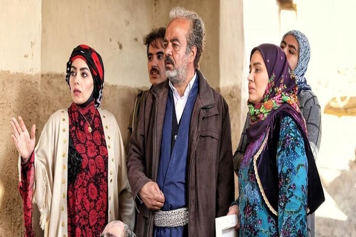 زمان پخش و تکرار سریال نون خ ۴