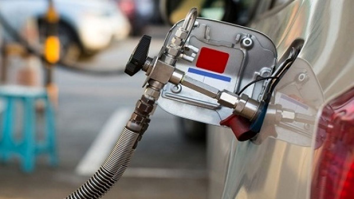 وزیر نفت: قیمت CNG گران نمی‌شود