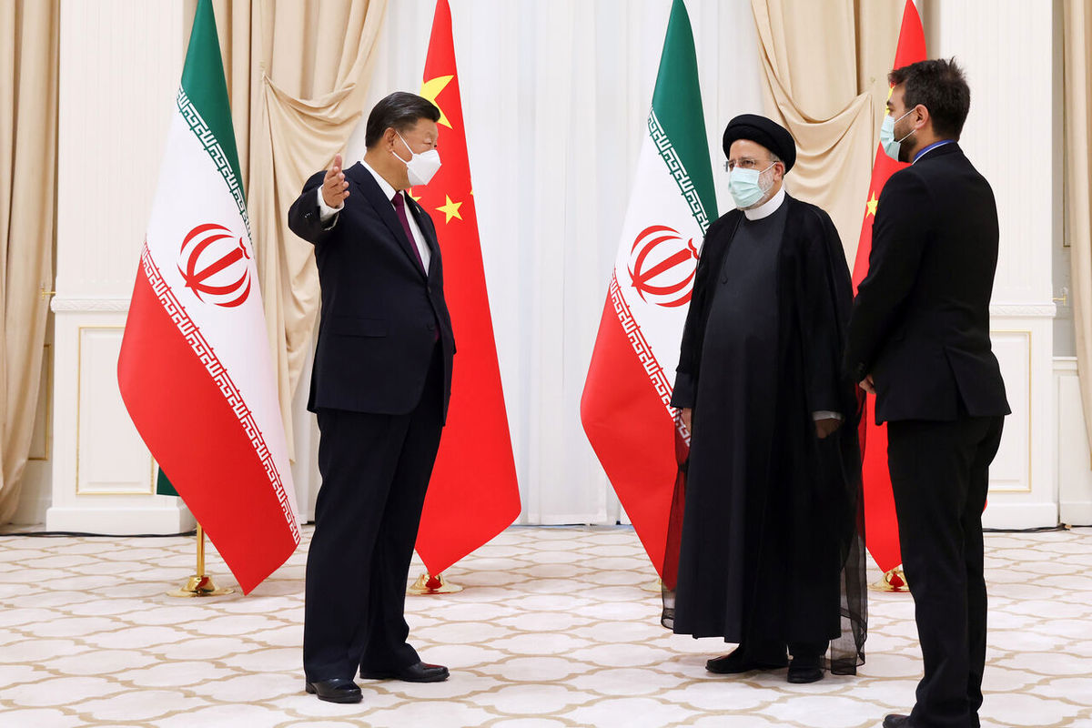 رئیسی: جمهوری اسلامی ایران مقابل قلدری آمریکا کوتاه نخواهد آمد